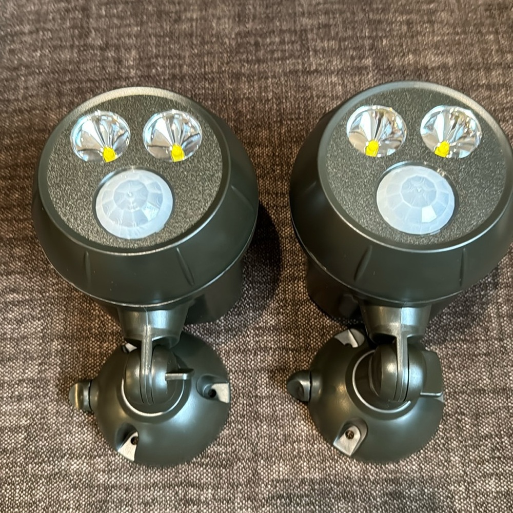 NIB Set of two dark brown Mr. Beams Motion Detection Battery Operated LED Li…